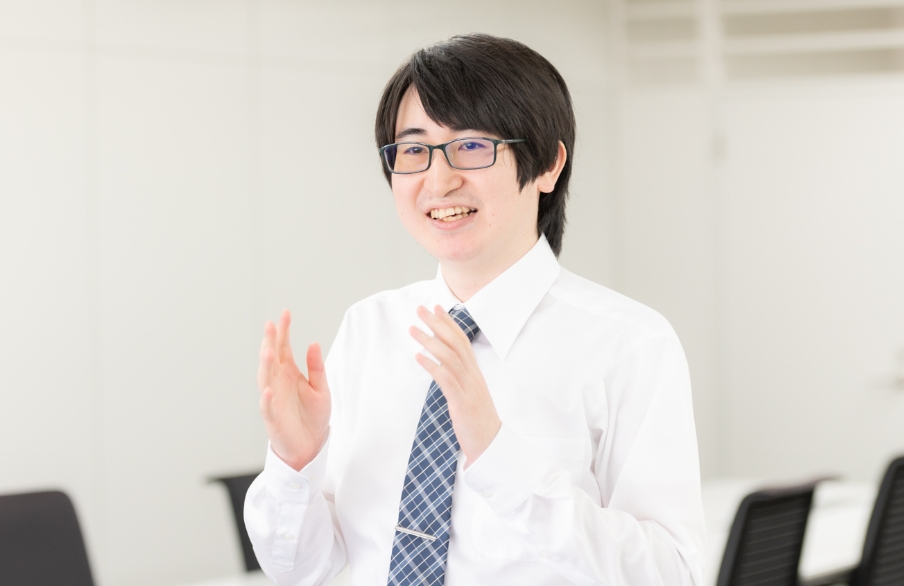 システム部 T.Oさんのポートレイト